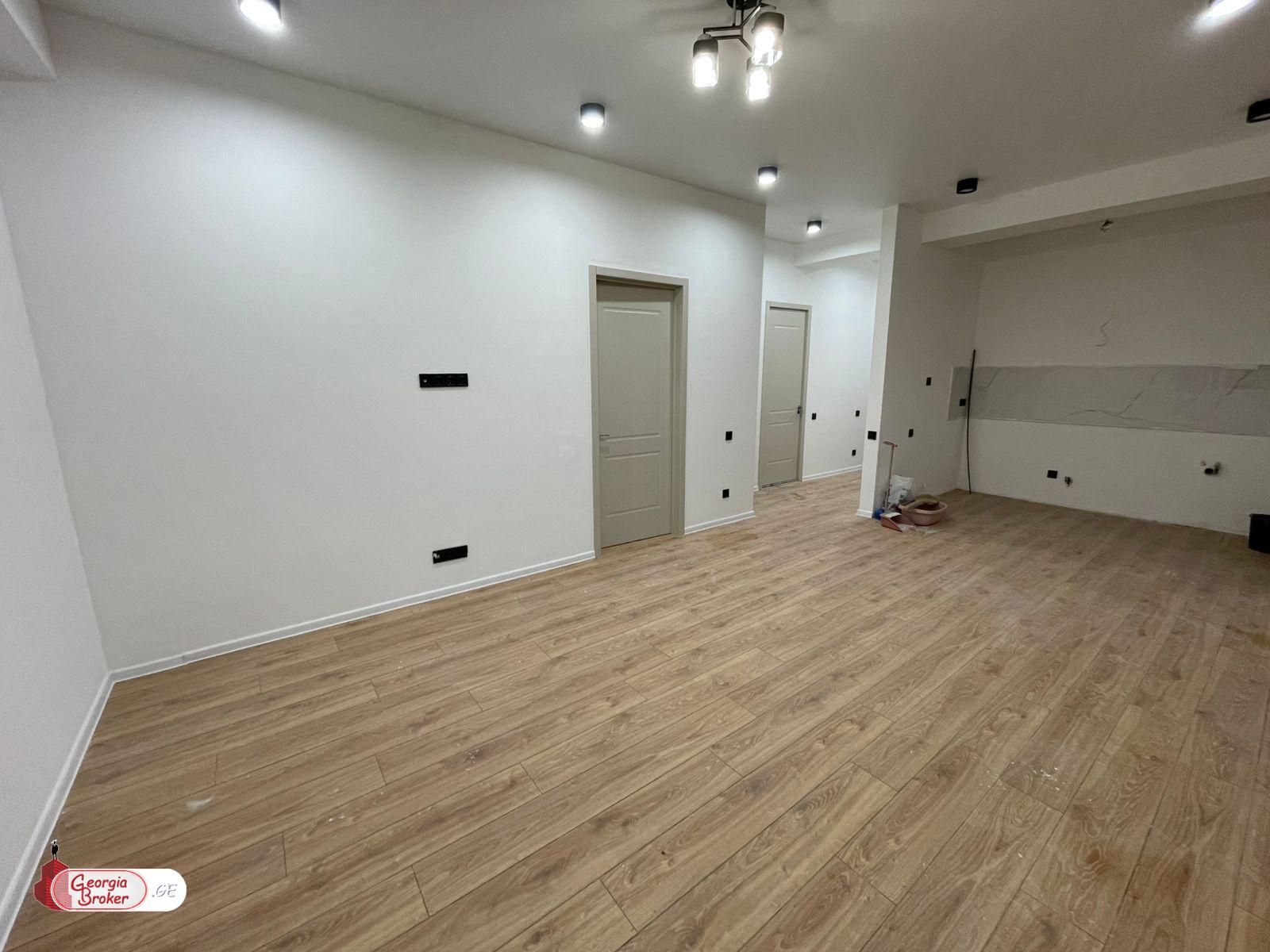 nearly repaired 3-room apartment for sale